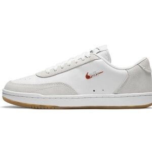 Nike Court Vintage PRM in White and Metallic Copper